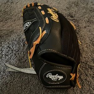 Rawlings left hand gloves 11.5